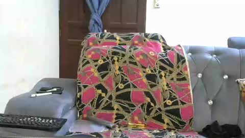 Snapshot of delliciouscandy39 chatting on 12-02-25, 12:43 Ginger online show from 12-02-25, 12:43