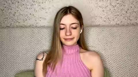 Sia online show from 07-04-26, 10:21