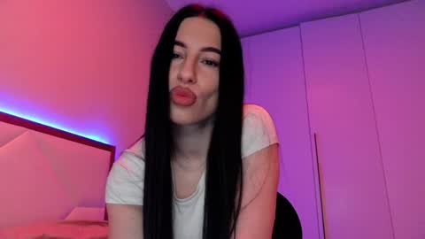 Snapshot of delly_love chatting on 04-09-26, 07:30 delly_love online show from 04-09-26, 07:30