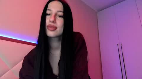 Snapshot of delly_love chatting on 04-18-26, 08:42 delly_love online show from 04-18-26, 08:42