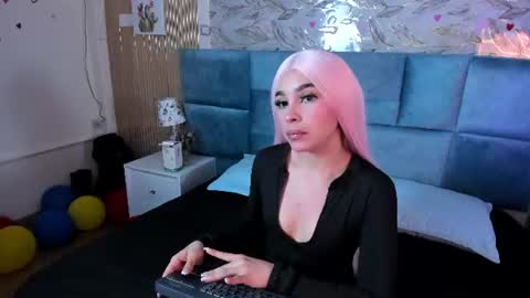 Snapshot of delphine_doll chatting on 07-02-26, 10:21 Delia online show from 07-02-26, 10:21
