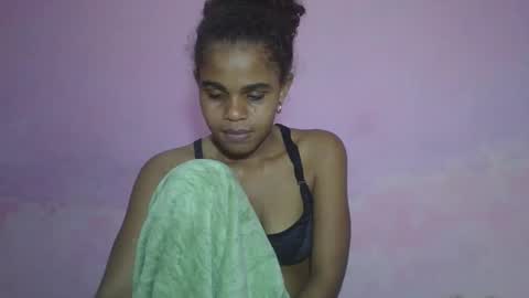 Snapshot of delphineee chatting on 04-29-26, 05:41 delphine online show from 04-29-26, 05:41