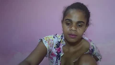 Snapshot of delphineee chatting on 05-05-26, 06:10 delphine online show from 05-05-26, 06:10