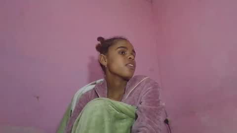 Snapshot of delphineee chatting on 05-22-26, 02:55 delphine online show from 05-22-26, 02:55