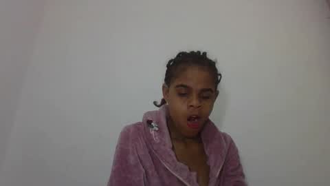 Snapshot of delphineee chatting on 06-02-26, 03:41 delphine online show from 06-02-26, 03:41