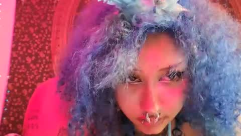 Snapshot of deluxxxeblu chatting on 09-20-25, 02:23 TankinBody online show from 09-20-25, 02:23