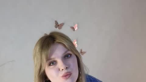 Maya  online show from 12-15-25, 07:40