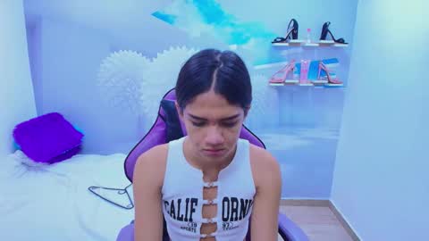 DEMI online show from 11-25-25, 11:43