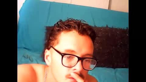 Snapshot of demian_lulu chatting on 10-25-25, 07:08 demian_lulu online show from 10-25-25, 07:08
