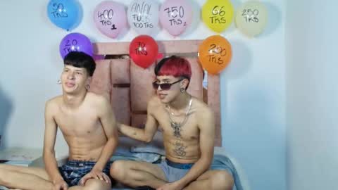 Snapshot of demiansalvatore chatting on 12-02-25, 11:45 Demian and Salvatore online show from 12-02-25, 11:45