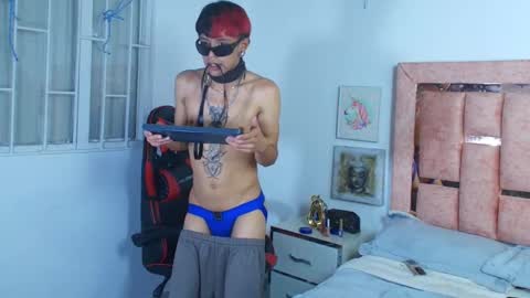 Snapshot of demiansalvatore chatting on 12-15-25, 10:14 Demian and Salvatore online show from 12-15-25, 10:14