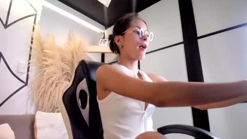 Demi online show from 04-19-26, 04:23