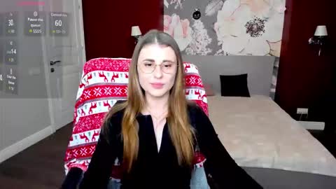 Snapshot of demmyrose chatting on 02-20-26, 08:42 DemmyRose online show from 02-20-26, 08:42