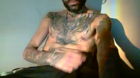 demon_rose_ online show from 07-16-26, 05:46