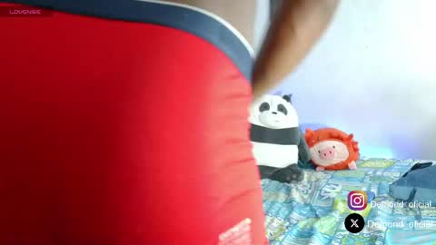 Snapshot of demond_333 chatting on 05-18-26, 02:40 DEMOND online show from 05-18-26, 02:40