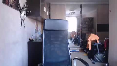 Den online show from 02-25-25, 08:36