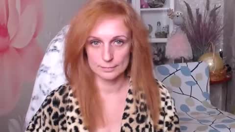 denhiey online show from 10-14-25, 04:52