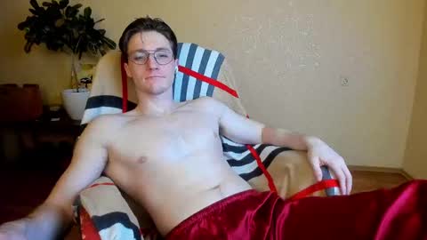Snapshot of deni_boy99 chatting on 02-20-25, 10:15 Deni online show from 02-20-25, 10:15