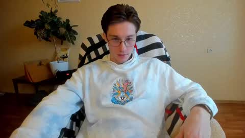 Snapshot of deni_boy99 chatting on 03-06-25, 03:13 Deni online show from 03-06-25, 03:13