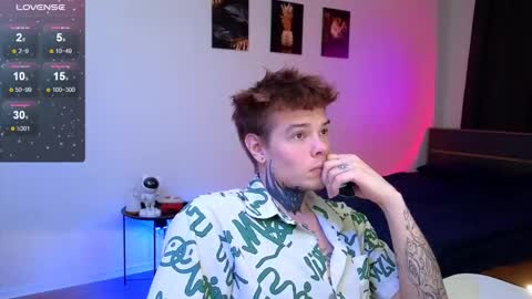 Denis online show from 12-20-25, 04:14