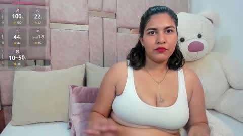 Snapshot of denisse_khan chatting on 10-20-25, 11:05 Denisse Khan online show from 10-20-25, 11:05