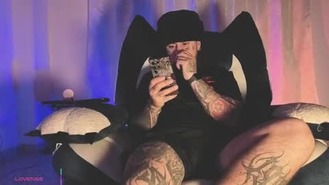 Oliver online show from 04-07-26, 03:51