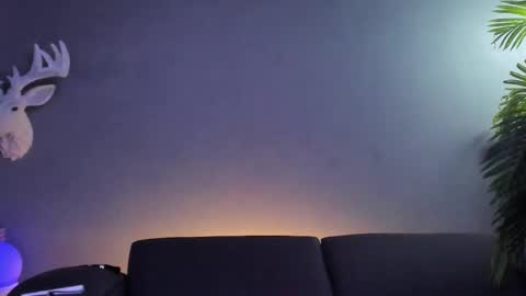 dennis_cox_ online show from 12-17-25, 06:30