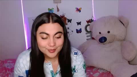 Snapshot of dennis_love_ chatting on 04-08-26, 02:33 rosse online show from 04-08-26, 02:33