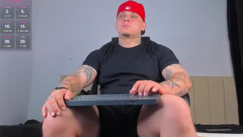 dennis munera online show from 12-22-25, 01:30