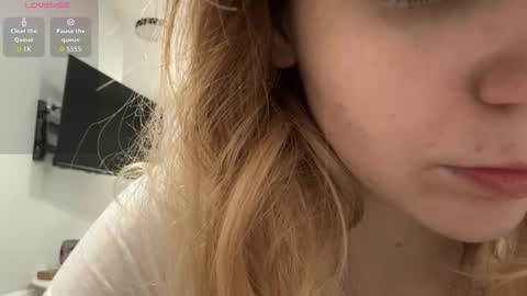 Denni online show from 02-06-26, 05:27