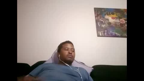 Snapshot of dentzo chatting on 02-15-26, 06:04 mastER blACK online show from 02-15-26, 06:04