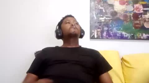 Snapshot of dentzo chatting on 03-08-26, 10:57 mastER blACK online show from 03-08-26, 10:57