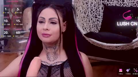 denychantall online show from 02-11-25, 11:32