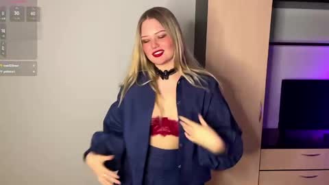 Luna online show from 04-29-26, 07:20