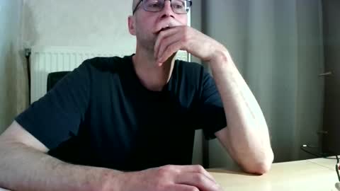 dereck59 online show from 05-26-26, 06:20