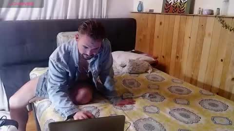 Snapshot of dereck_mills3 chatting on 01-11-26, 03:22 Dereck Mills3 online show from 01-11-26, 03:22