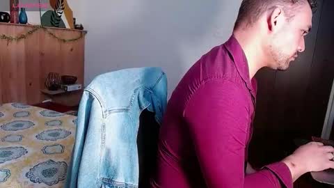 Snapshot of dereck_mills3 chatting on 01-13-26, 02:39 Dereck Mills3 online show from 01-13-26, 02:39