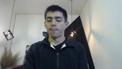 Snapshot of derek__west chatting on 10-21-25, 12:50 online show from 10-21-25, 12:50