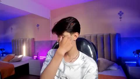 derek_sinn online show from 04-16-26, 09:39