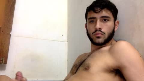 Snapshot of derek_smiith chatting on 09-29-25, 07:19 Derek smiith online show from 09-29-25, 07:19