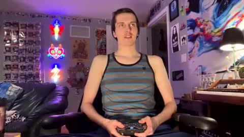 Snapshot of derekdings chatting on 11-04-25, 10:53 derekdings online show from 11-04-25, 10:53