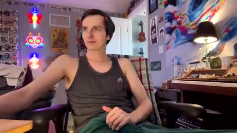 Snapshot of derekdings chatting on 11-16-25, 08:36 derekdings online show from 11-16-25, 08:36