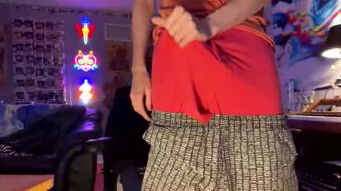 Snapshot of derekdings chatting on 12-01-25, 06:35 derekdings online show from 12-01-25, 06:35