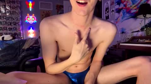 Snapshot of derekdings chatting on 12-03-25, 12:29 derekdings online show from 12-03-25, 12:29