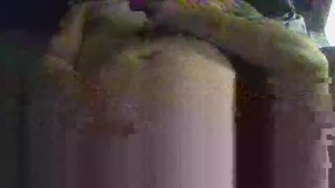 Snapshot of derekf73 chatting on 12-31-24, 06:27 Derek777 online show from 12-31-24, 06:27