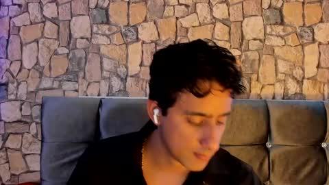 DEREKK   online show from 01-22-25, 06:10