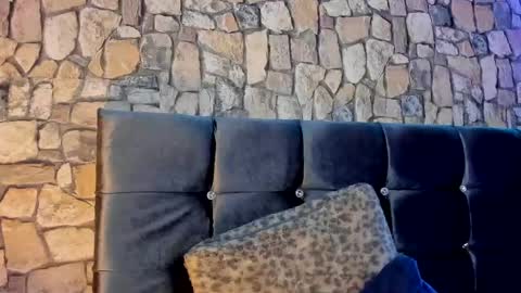 DEREKK   online show from 01-23-25, 06:06