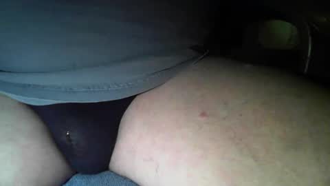 Snapshot of derf551954 chatting on 01-05-25, 10:21 Fred online show from 01-05-25, 10:21