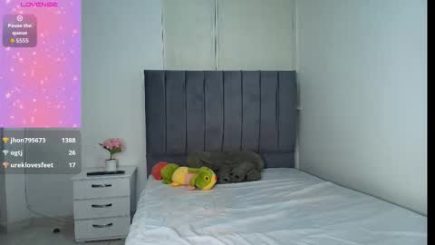 Snapshot of derly_cuervo703031 chatting on 03-11-26, 06:25 derly_cuervo703031 online show from 03-11-26, 06:25