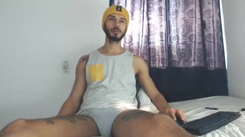 Snapshot of derrymaster chatting on 01-21-25, 12:39 JhimyMaster online show from 01-21-25, 12:39